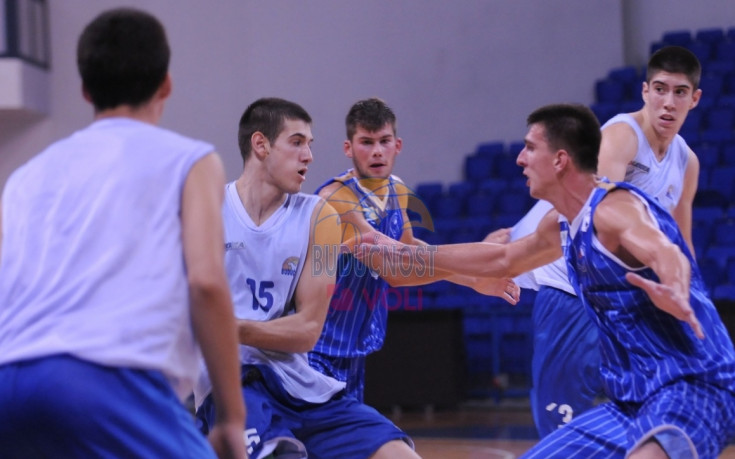 Павлин Иванов за първи път ще играе в България: Радвам се, че се паднахме с Лукойл