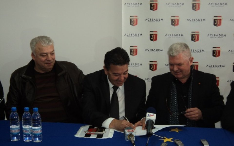 Бонев и Узунов се срещат с Марешки до края на седмицата