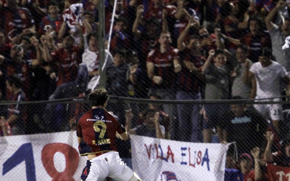 Арестуваха 38 вандали на стадион в Парагвай