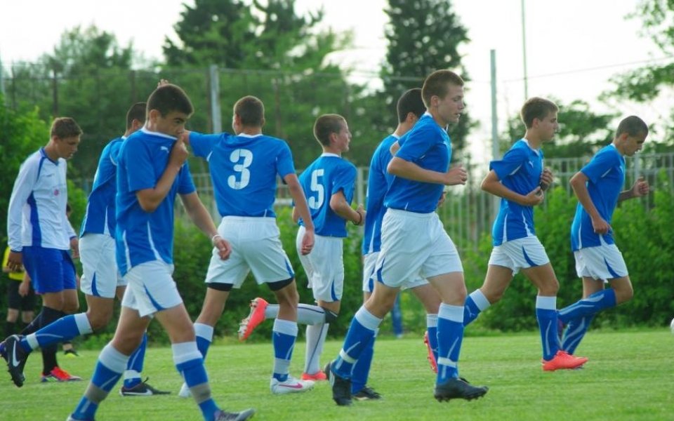 Две формации на Черноморец продължават напред в турнира за Купата