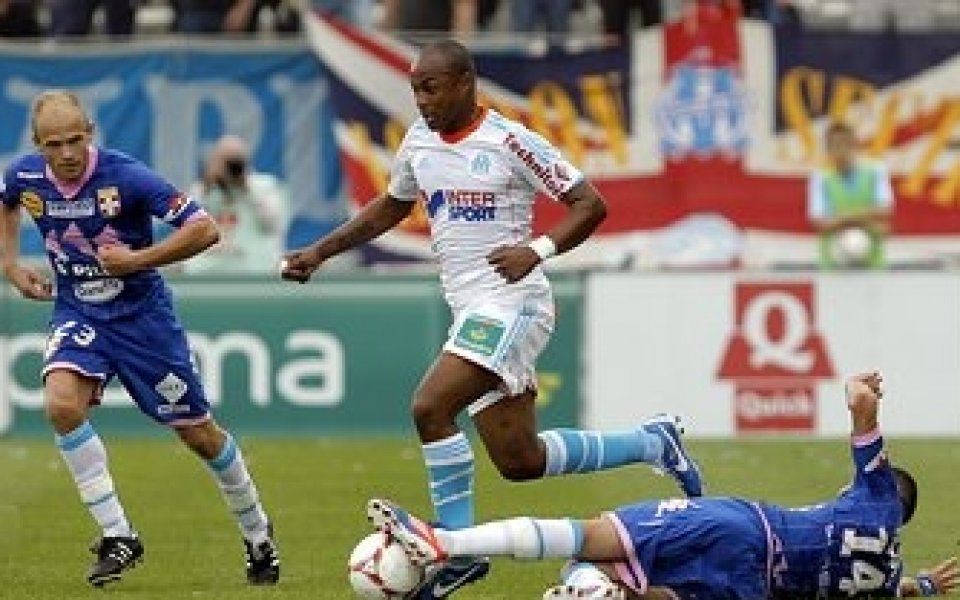 Братята Аю донесоха победата на Олимпик Марсилия в Аячо