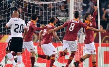 Рома разби Палермо, Дестро с гол и червен картон за 7 минути на терена