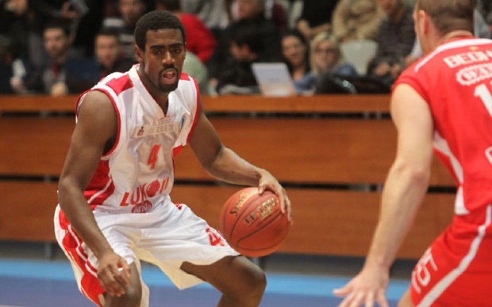 Лукойл Академик с безпроблемен успех над Черно море