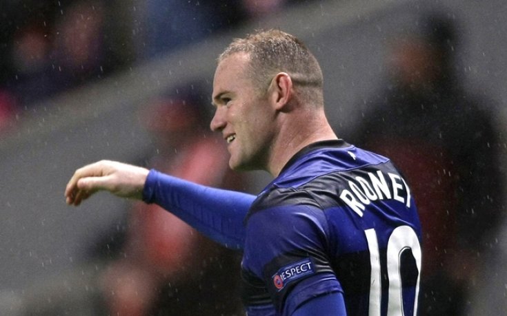 Англия без Рууни, Уолкът и Шелви срещу Швеция