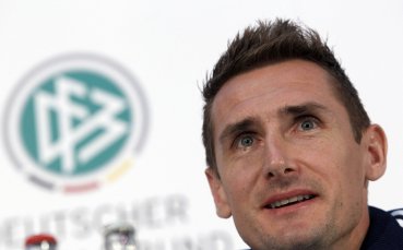 Още кадрови проблеми за Германия преди гостуването на Холандия