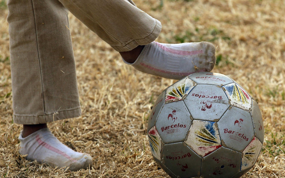 Две години аут от футбола за осем побойници на мач от Областната група