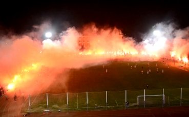 ВИДЕО: Огнено шоу в 5-а румънска дивизия