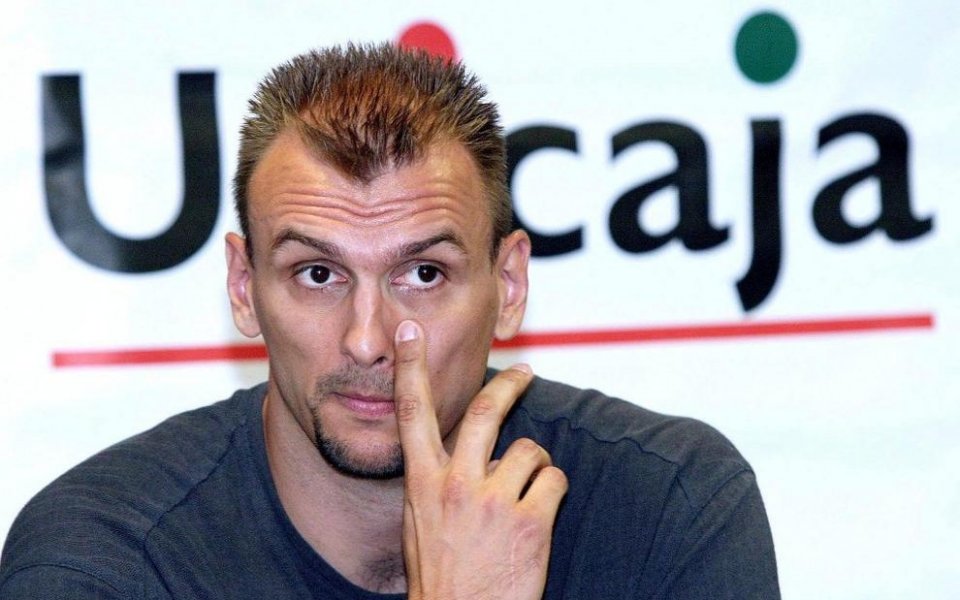 Табак е новият треньор на Каха Лаборал