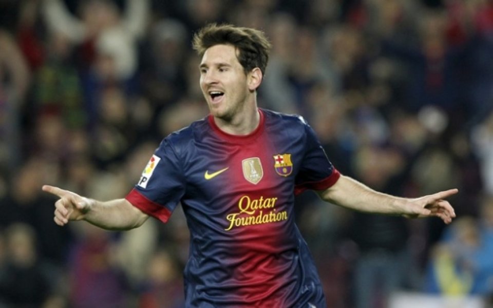 Меси не бърза да подписва нов договор с Барса