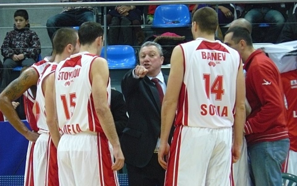 Шампионите на среща с Вальо Златев, Везенков: Търсим играч по най-бързия начин