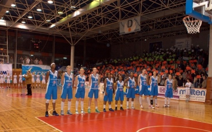 Дунав пристигна в Курск след 30 часа път, излиза срещу Динамо