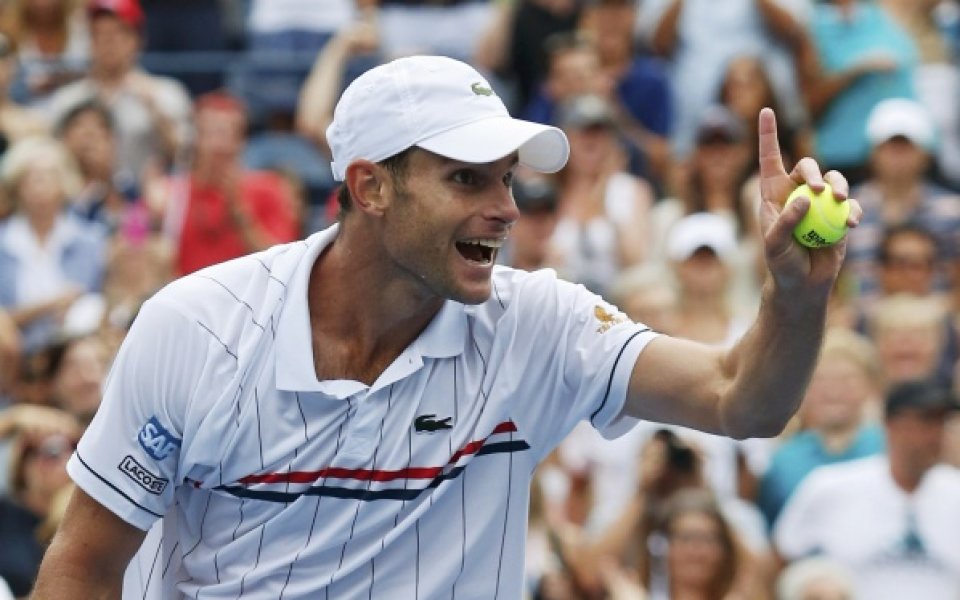 Родик победи Мъри в демонстративен турнир по тенис
