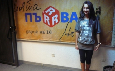 Нина Рангелова се класира на полуфиналите в Истанбул с нов рекорд