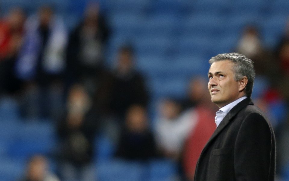 Вицето на Реал Мадрид: Всички трябва да застанем зад Моуриньо