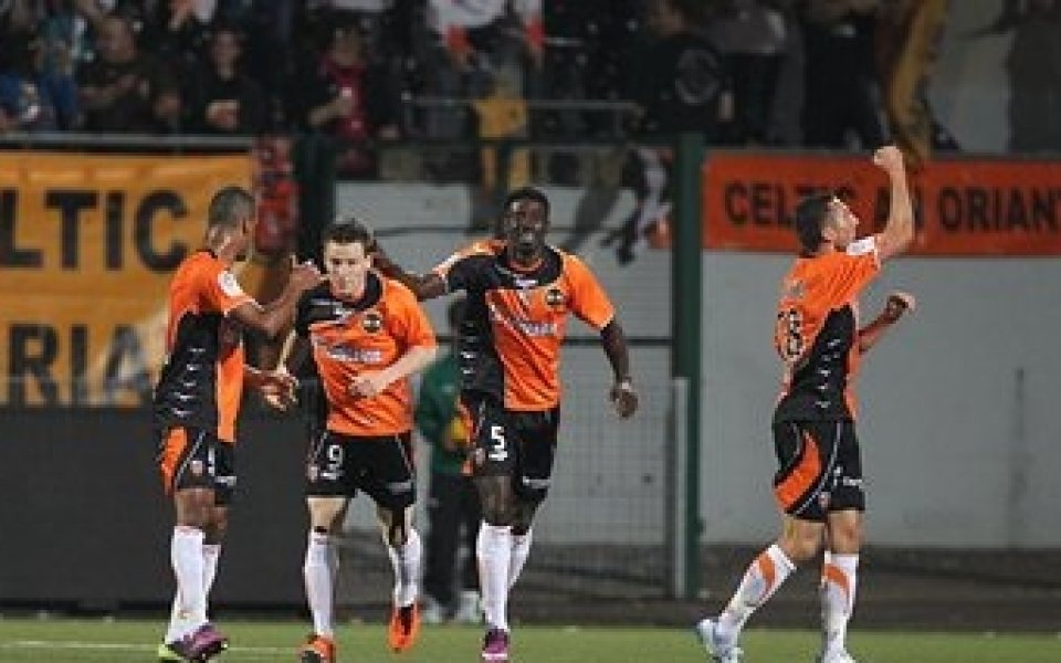 Лориен с четвърта поредна победа във Франция