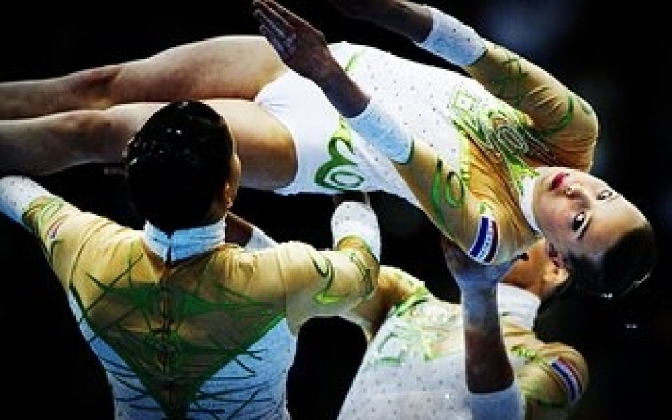 ВИДЕО: Спортната акробатика през 2012 година
