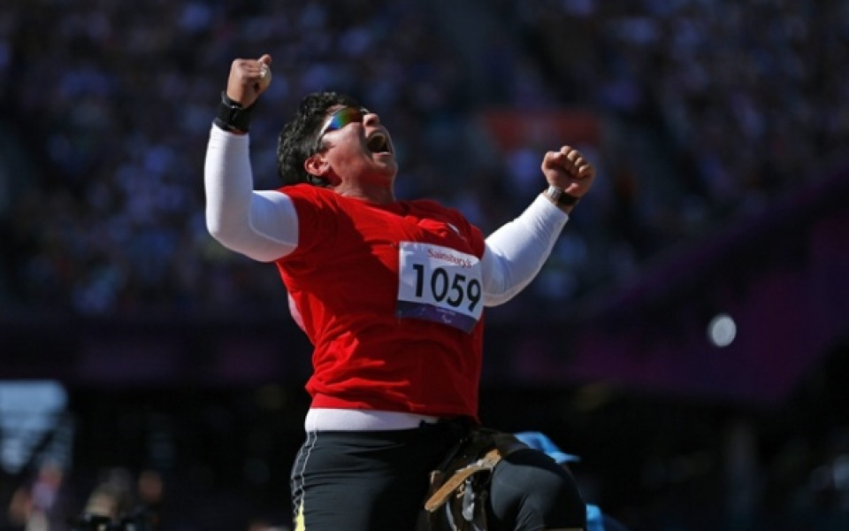 Златева, Пулев, Енева и Златанов със 