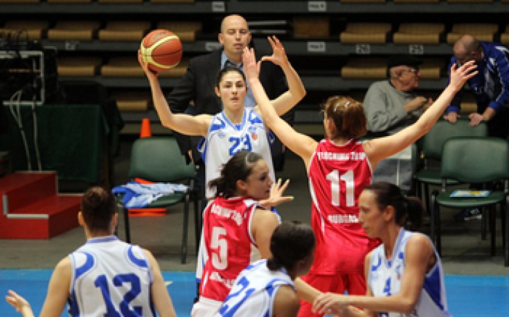 Левски не успя да спре Нефтохимик, бургазлийки взеха 11-а поредна победа