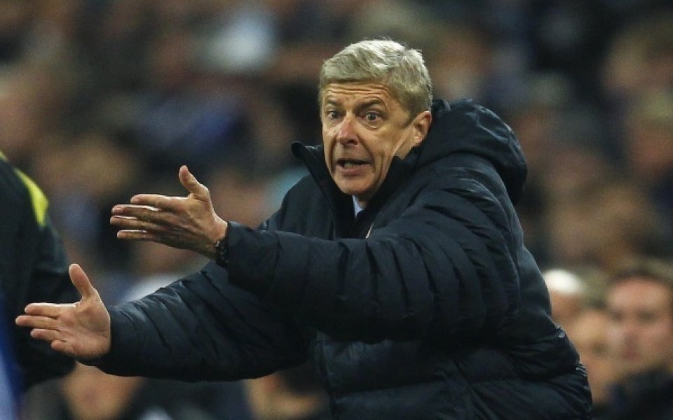 Усманов: Венгер не получава достатъчно подкрепа