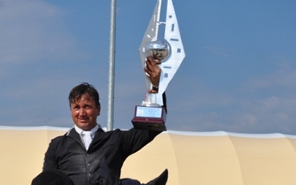 Росен Райчев е най-добрият състезател по конен спорт за 2012 година