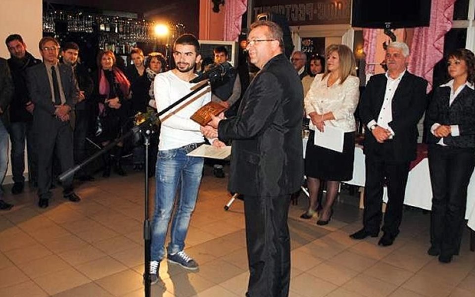 Шаби Османов бе избран за Футболист №1 на Асеновград за 2012 година