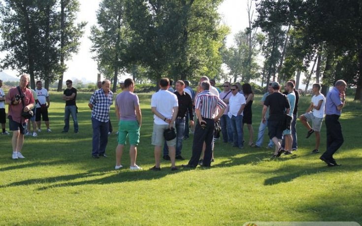 През 2013 ще започне строежът на трибуните на новия Христо Ботев