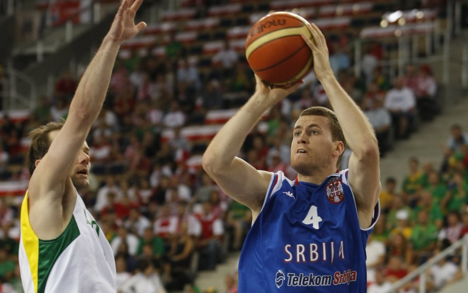 Попович официално в ЛукОйл, Везенков: Убеден съм, че ще ни е от полза