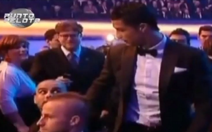 ВИДЕО: Скандал - Гуардиола отказа да стисне подадената ръка на Роналдо