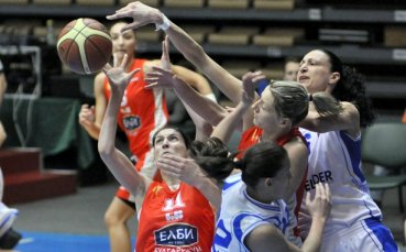 СНИМКИ: Голям скандал след Левски-Хасково, сините взеха 6-та победа