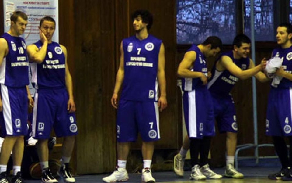 Пасков започва с Академик Пловдив, чака Рилски спортист