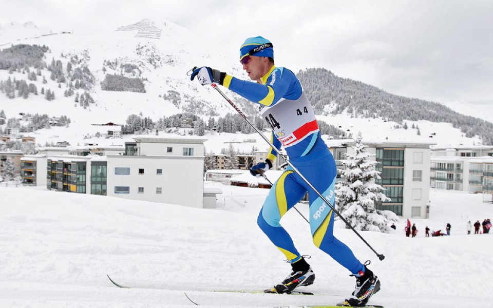 Казахстанец спечели с фотофиниш масовия старт на 15 километра от Световната купа