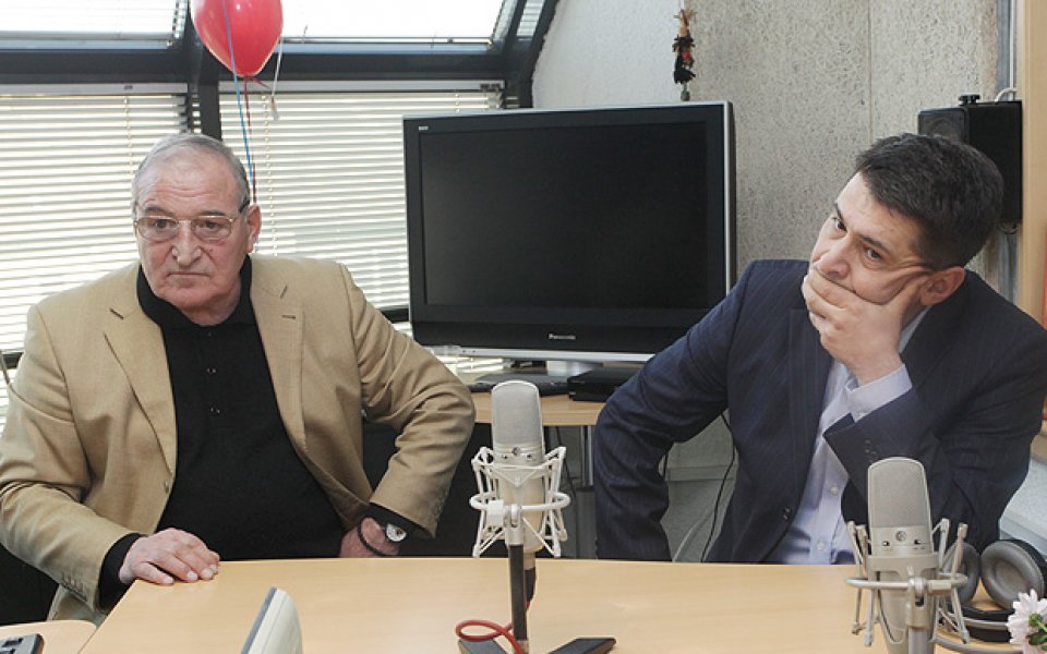 Димитър Пенев честити рождения ден на Дарик Радио