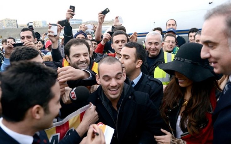 Снайдер: Горд съм да бъда играч на Галатасарай, искам веднага да науча турски