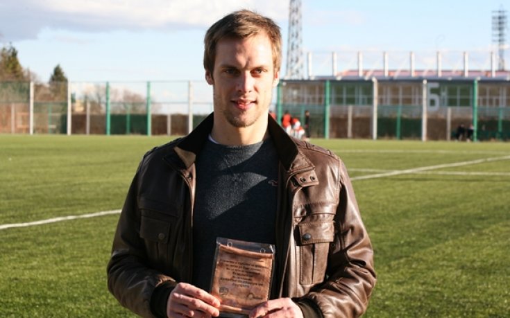 Каядо спечели феновете през есен 2012/13