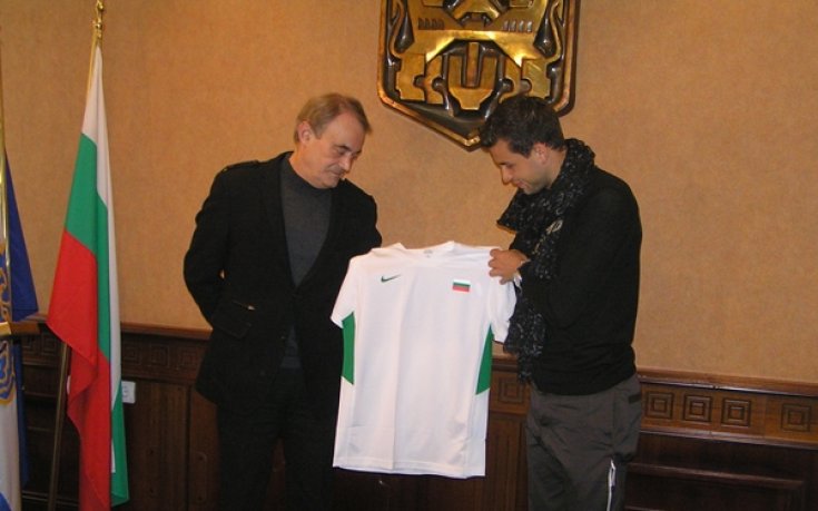 СНИМКИ: Гришо се срещна с кмета на Варна, след като обядва с Федерер