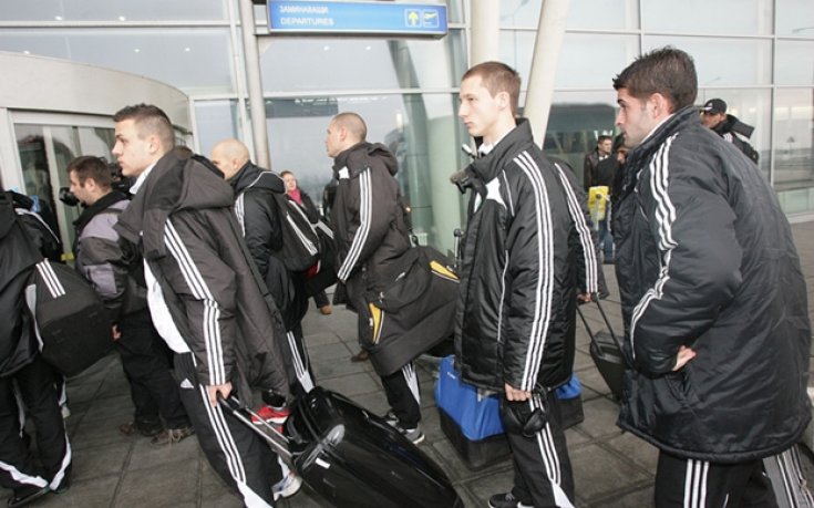 Стоичков финтира журналистите, Литекс тръгна с германец за Анталия