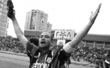 Нефтохимик и Сливен играят благотворително в памет на Велиян Парушев