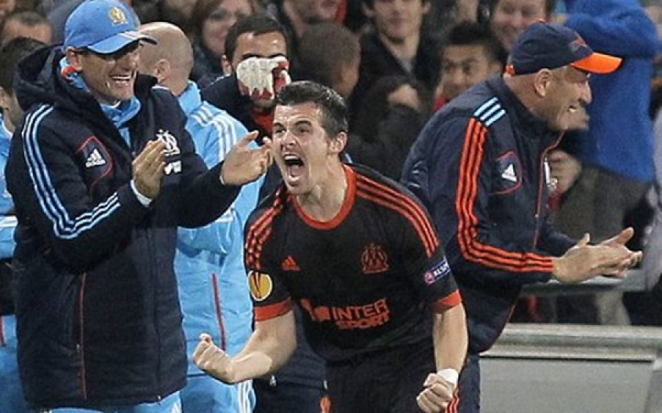 Джоуи Бартън се извини за седмия си червен картон