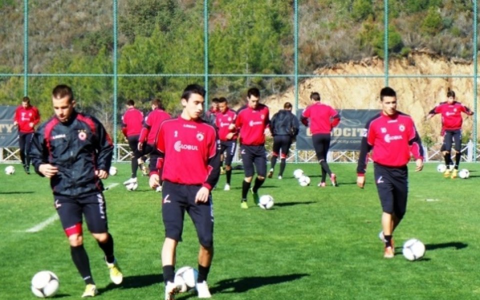 ВИДЕО: Делев, Варела, Карачанаков и Марсиньо тренират индивидуално