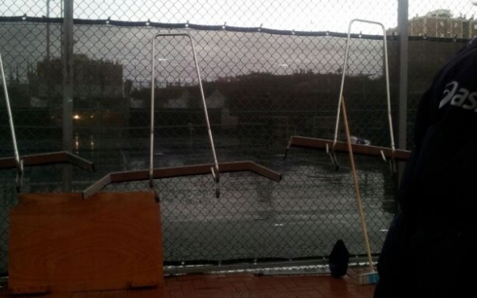 Мачът България - Холандия беше отложен заради дъжд