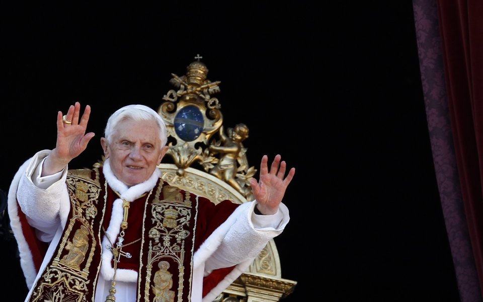 Папата напуска Ватикана