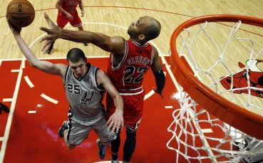 И без Паркър, Дънкан и Джинобили Сан Антонио удари Чикаго