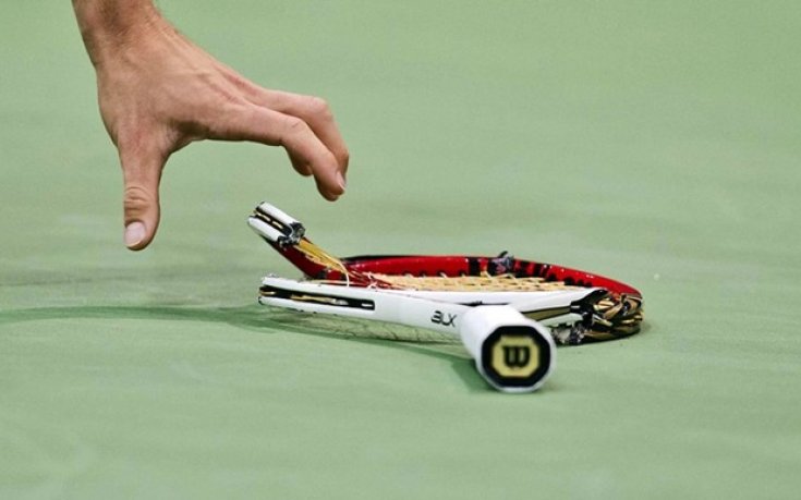 ВИДЕО: Вижте как Григор Димитров счупи ракетата си от яд