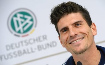 Атлетико Мадрид иска Марио Гомес за заместник на Фалкао