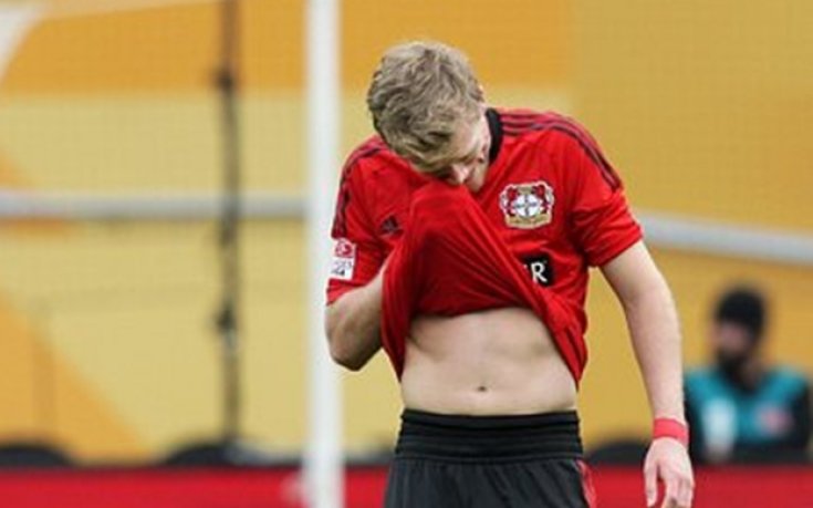 Байер Леверкузен изпусна да излезе на второ място в Първа Бундеслига