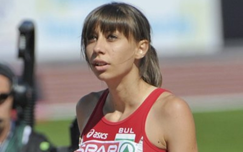 Мирела Демирева завърши сезона с победа