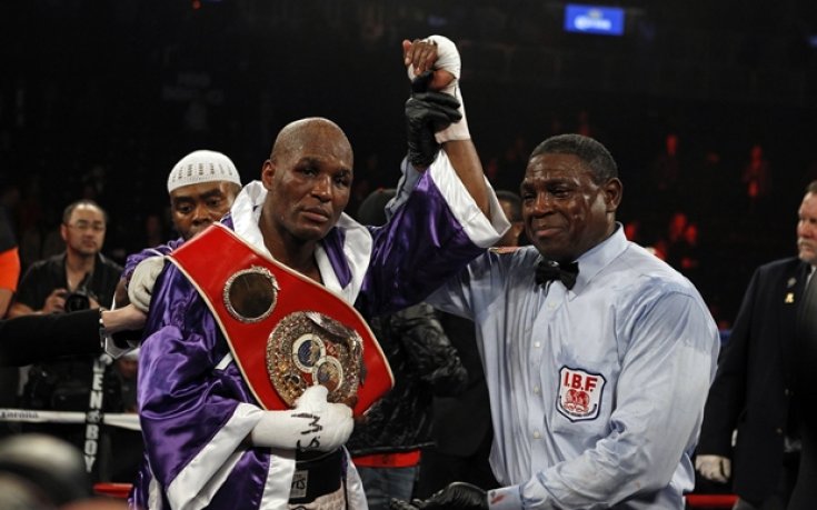 На 48 години Бърнард Хопкинс стана световен шампион по бокс