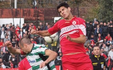 Крачунов със съмнение за комоцио