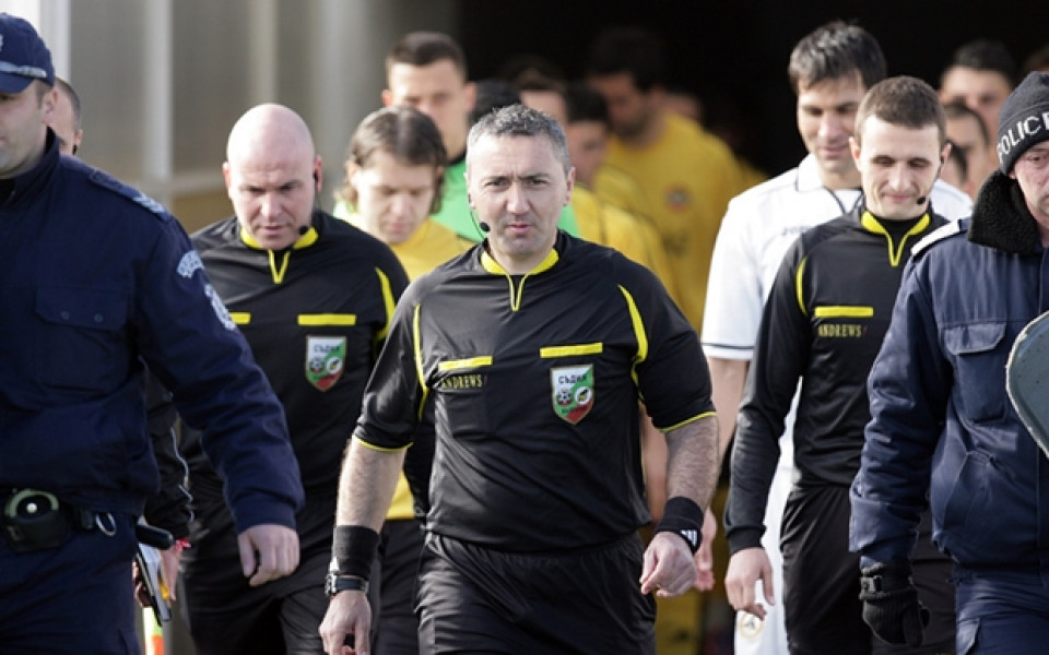 Ахмед Ахмед ще ръководи Левски - Литекс