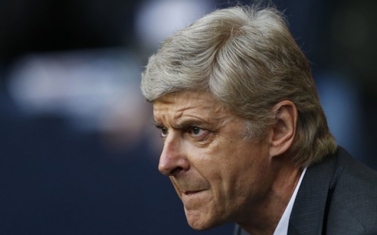 Легенда на Арсенал: Венгер има късмет, че още работи в клуба